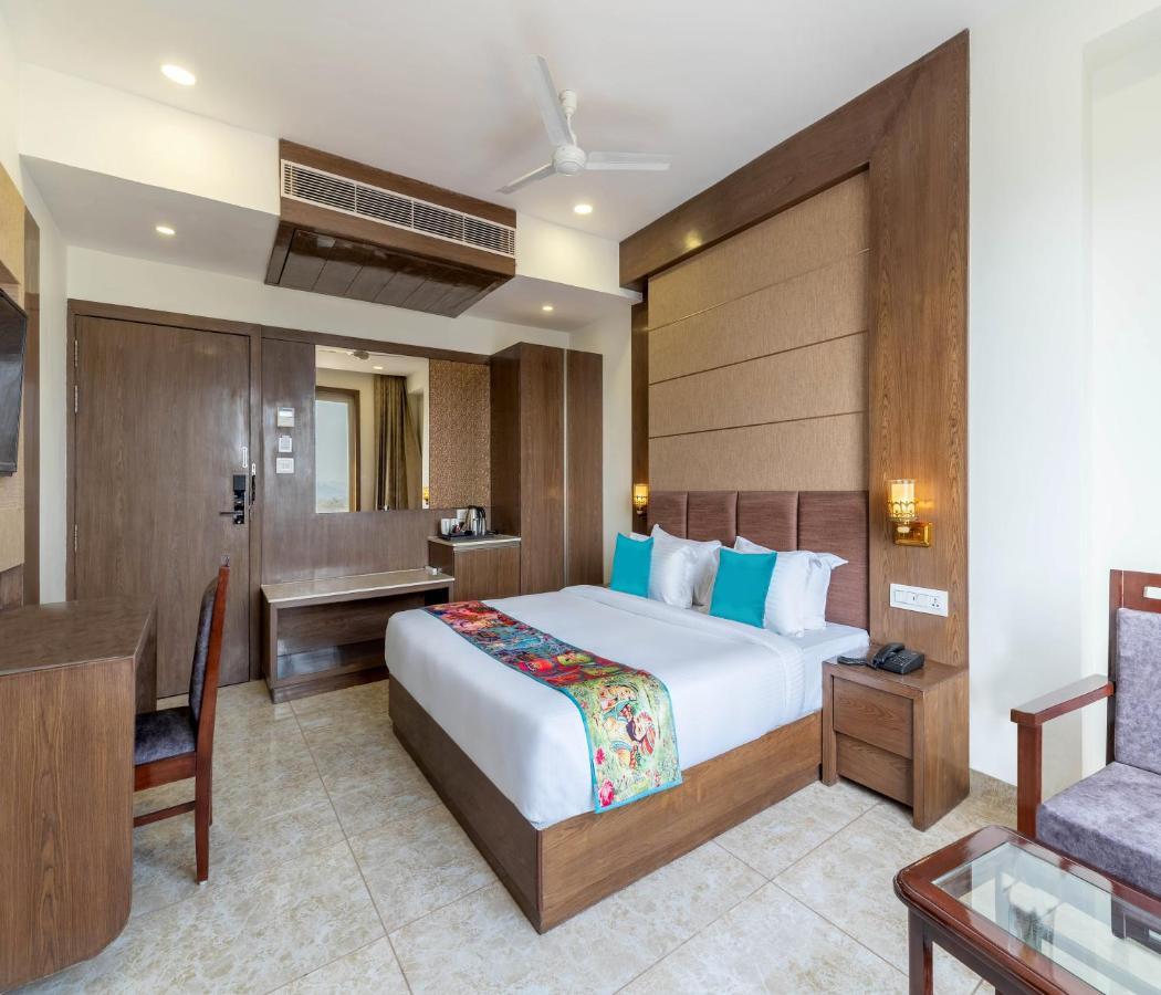 Hotel Pandora Grand, Udaipur- Nestled In Nature Wrapped In Luxury Exteriör bild