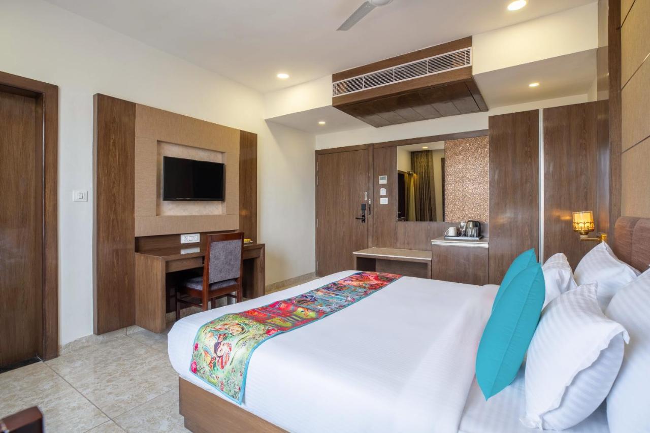 Hotel Pandora Grand, Udaipur- Nestled In Nature Wrapped In Luxury Exteriör bild
