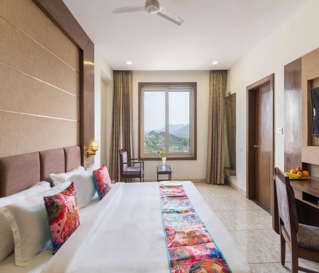 Hotel Pandora Grand, Udaipur- Nestled In Nature Wrapped In Luxury Exteriör bild