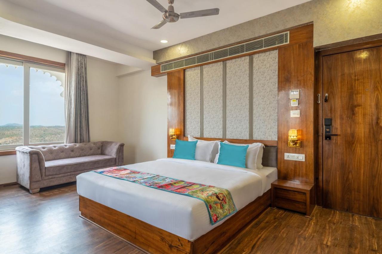 Hotel Pandora Grand, Udaipur- Nestled In Nature Wrapped In Luxury Exteriör bild