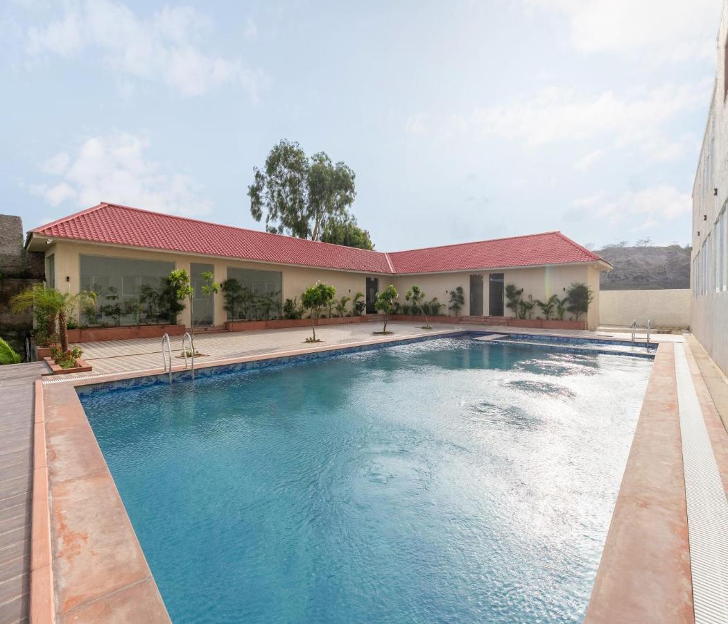 Hotel Pandora Grand, Udaipur- Nestled In Nature Wrapped In Luxury Exteriör bild