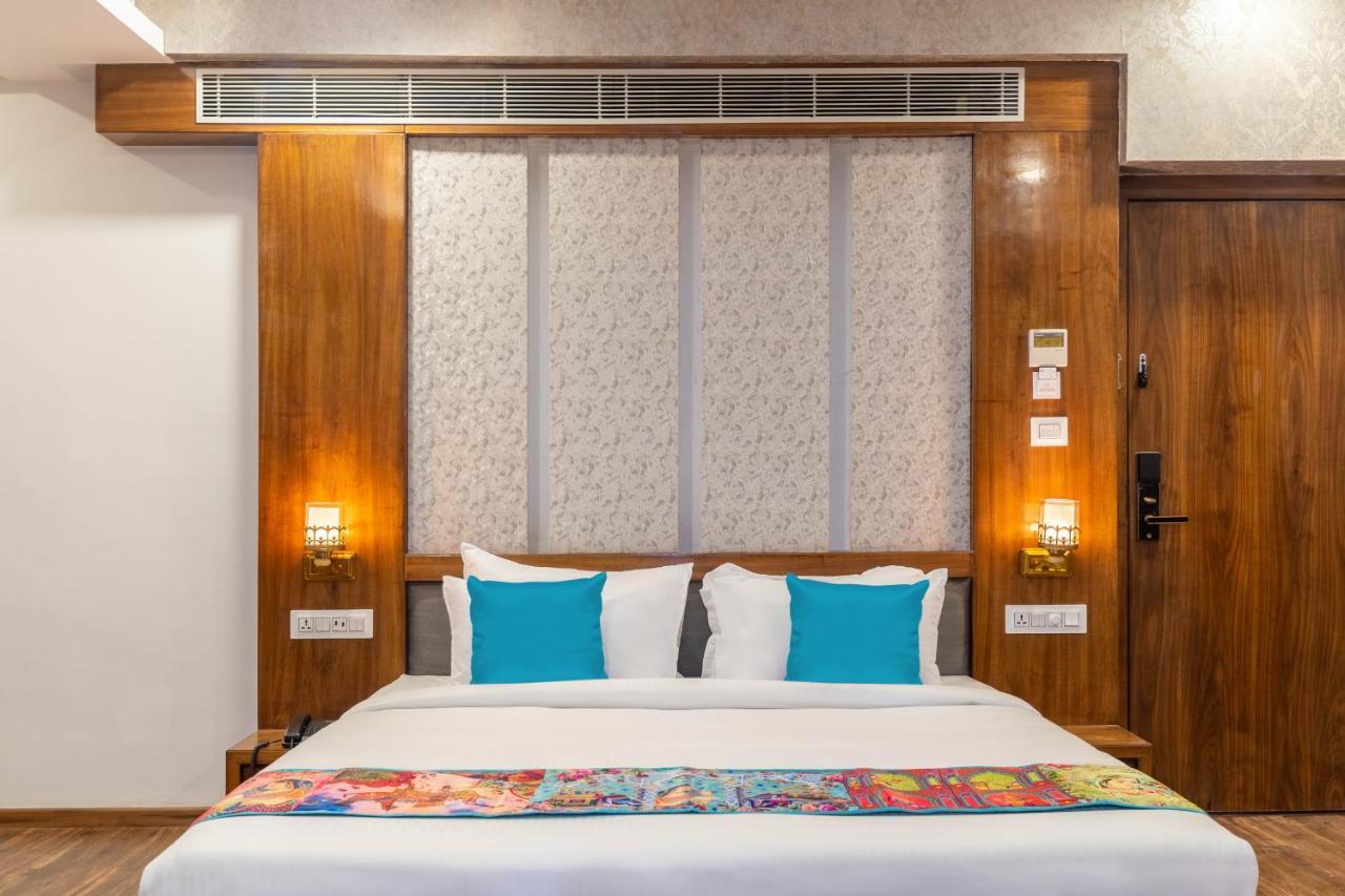 Hotel Pandora Grand, Udaipur- Nestled In Nature Wrapped In Luxury Exteriör bild