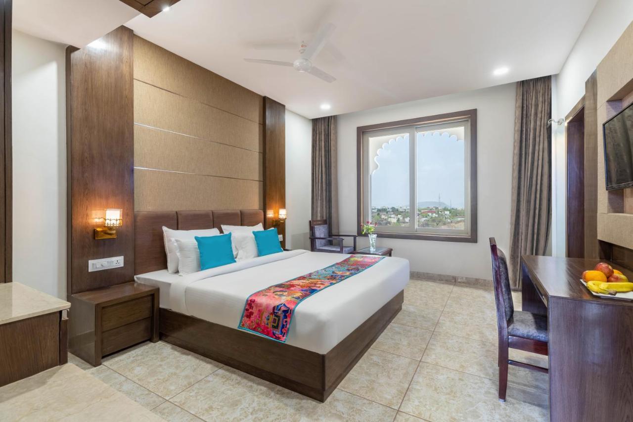 Hotel Pandora Grand, Udaipur- Nestled In Nature Wrapped In Luxury Exteriör bild